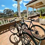 Vakantiehuis House Camellia With Fenced Pool And Playground Blizna Donja